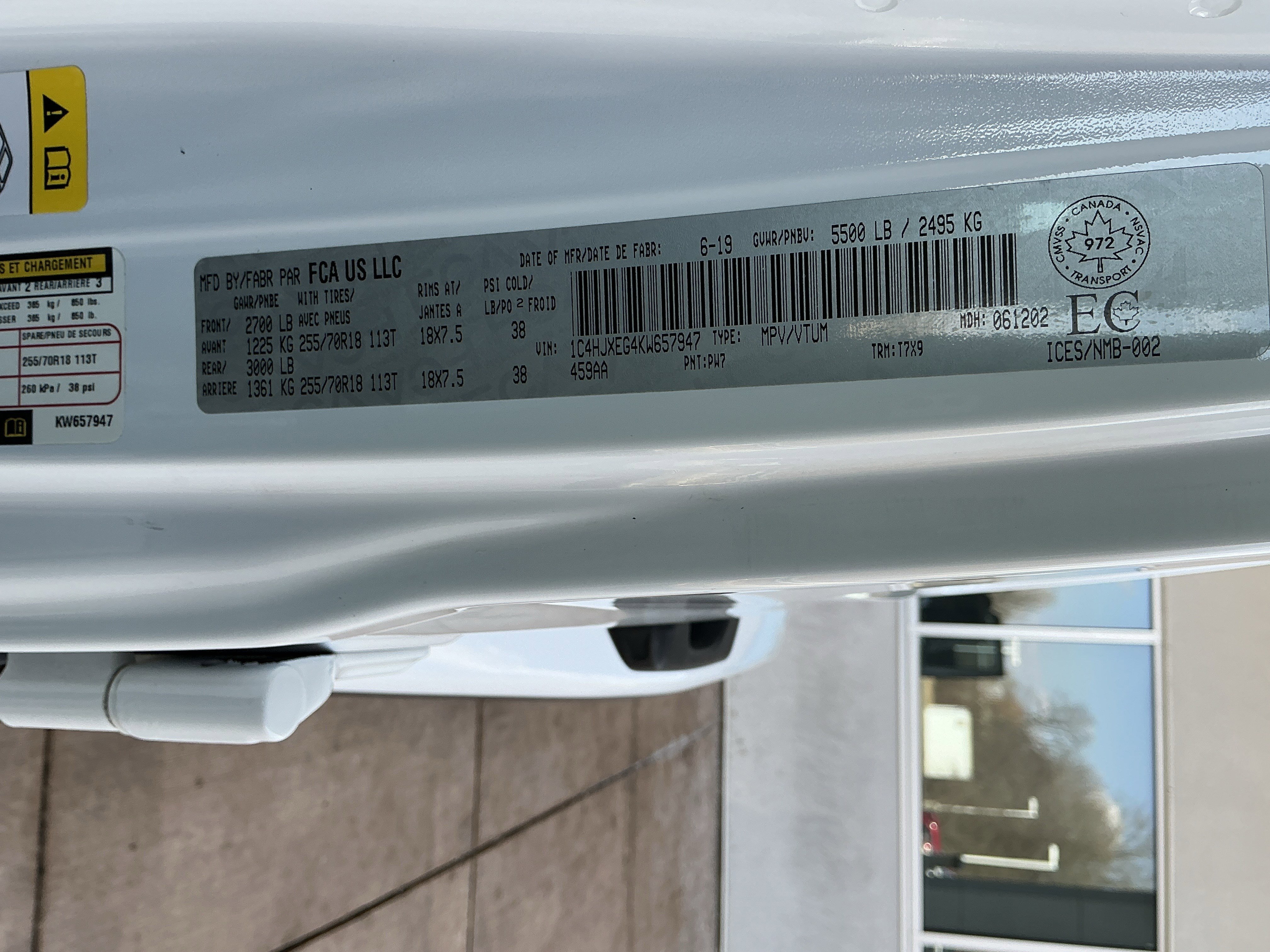 Used 2019 Jeep Wrangler Unlimited Sahara image 25