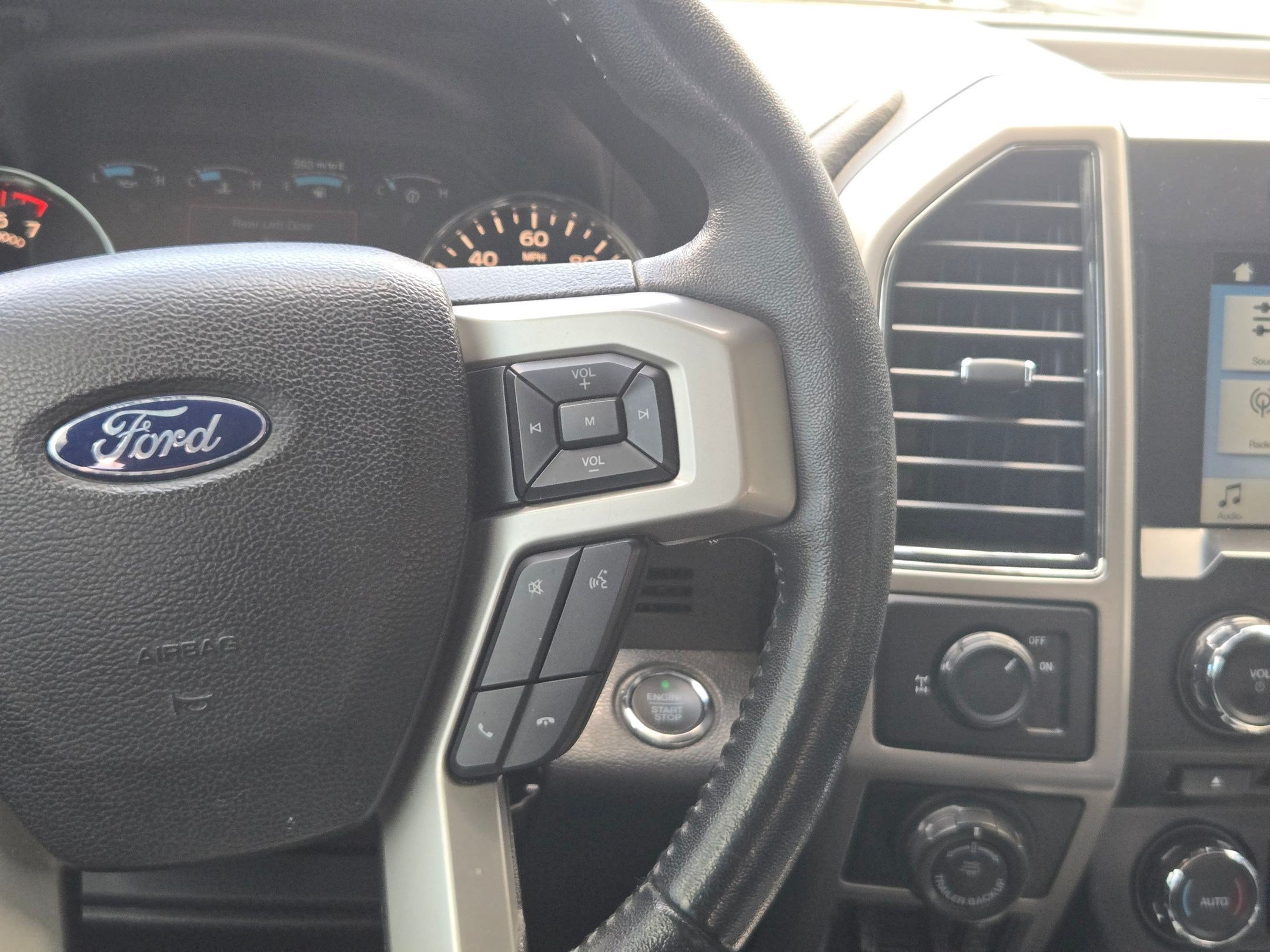 Used 2017 Ford F150 Lariat RWD image 19