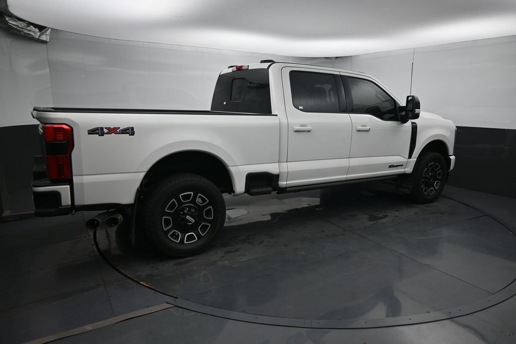 Used 2025 Ford F250 Platinum AWD/4WD image 12