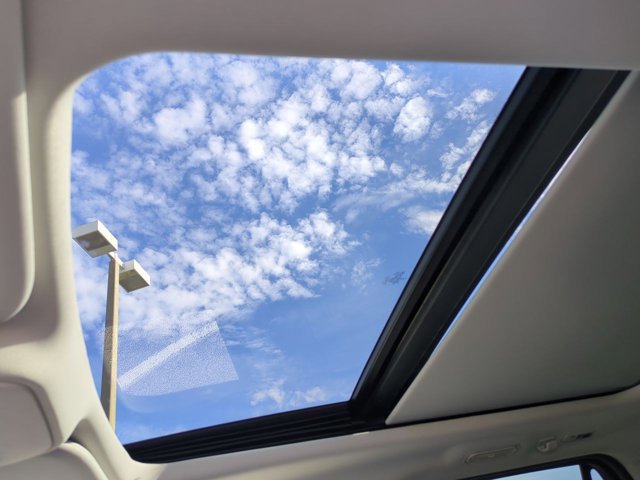 New 2026 Ford Expedition Active image 20