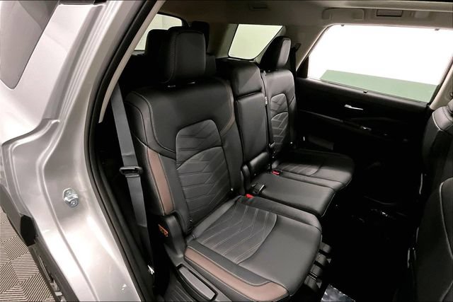 New 2025 Nissan Pathfinder Platinum w/ Lighting Package (N93) AWD/4WD image 31