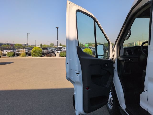 New 2026 Ford Transit 250 148 Medium Roof Extended AWD image 10