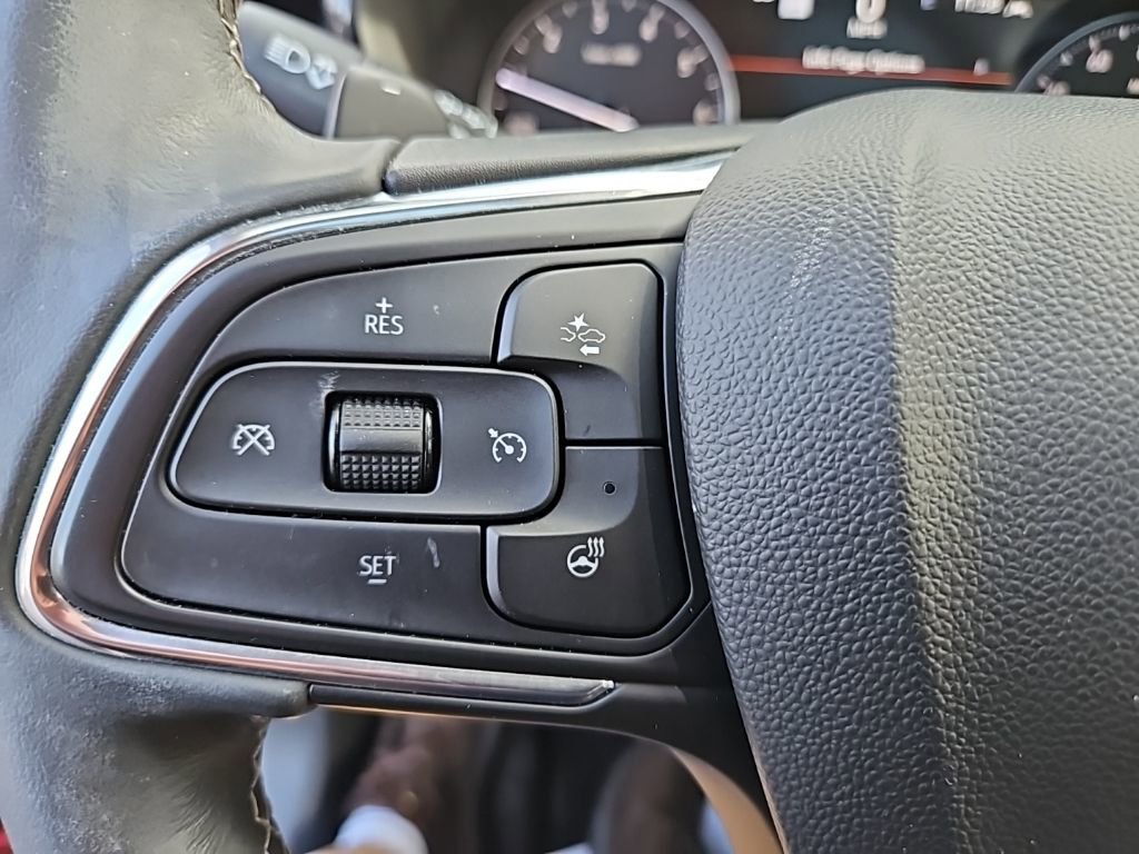 Used 2023 Buick Envision Avenir image 14