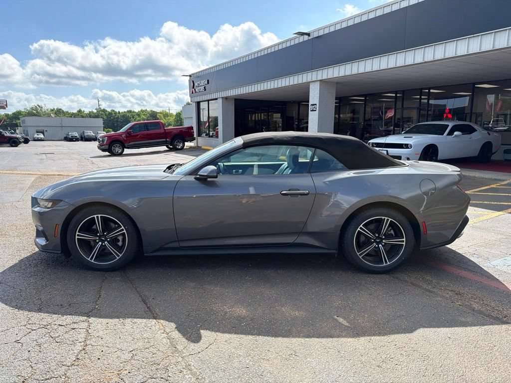 Used 2024 Ford Mustang Premium RWD image 10