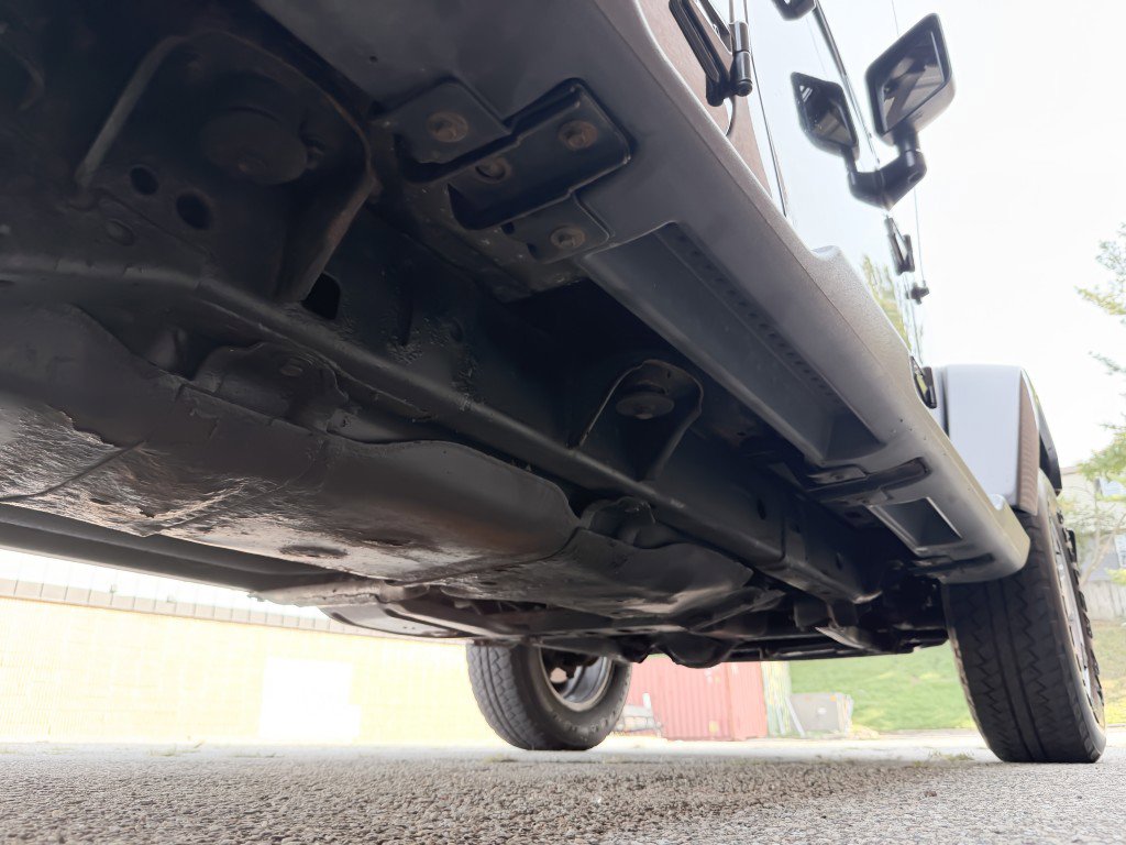 Used 2011 Jeep Wrangler Unlimited Sahara w/ Dual Top Group image 29