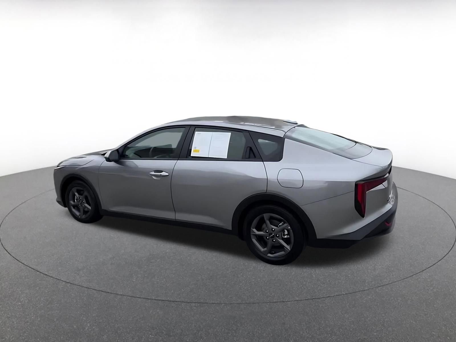 Used 2025 Kia K4 FWD image 10