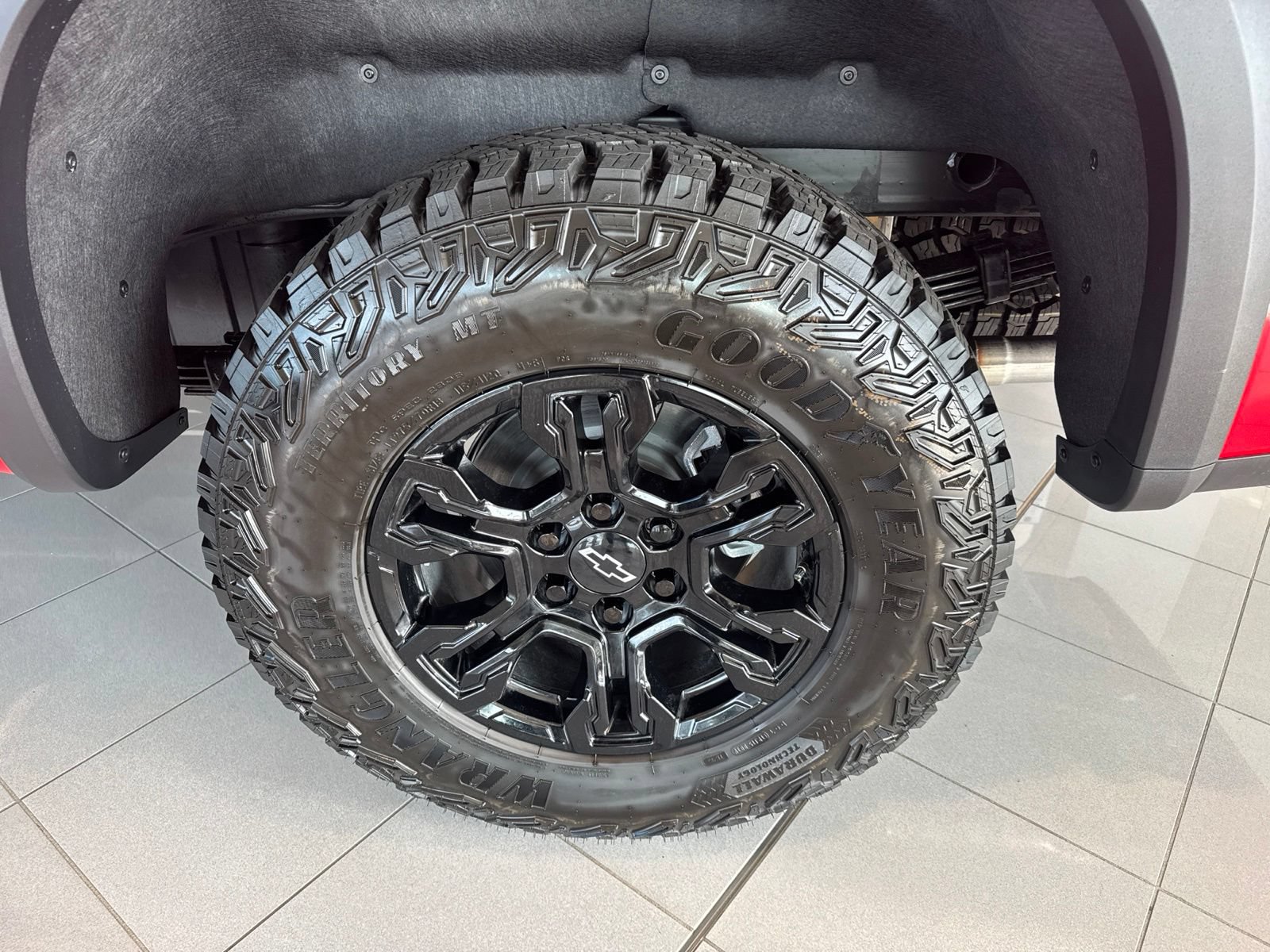 New 2026 Chevrolet Silverado 1500 ZR2 w/ LPO, Dark Essentials Package AWD/4WD image 9