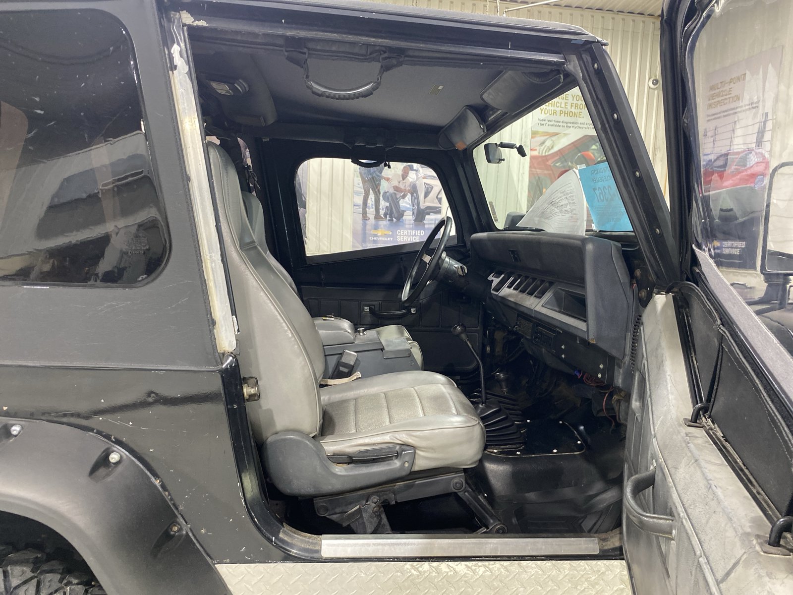 Used 1992 Jeep Wrangler S AWD/4WD image 10