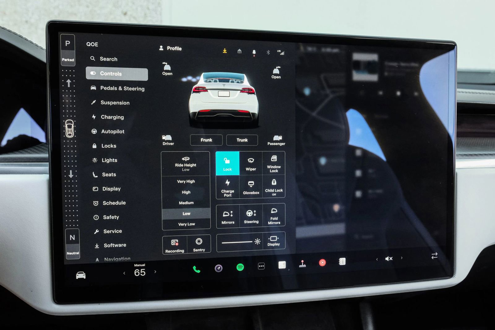 Used 2023 Tesla Model X Plaid image 40