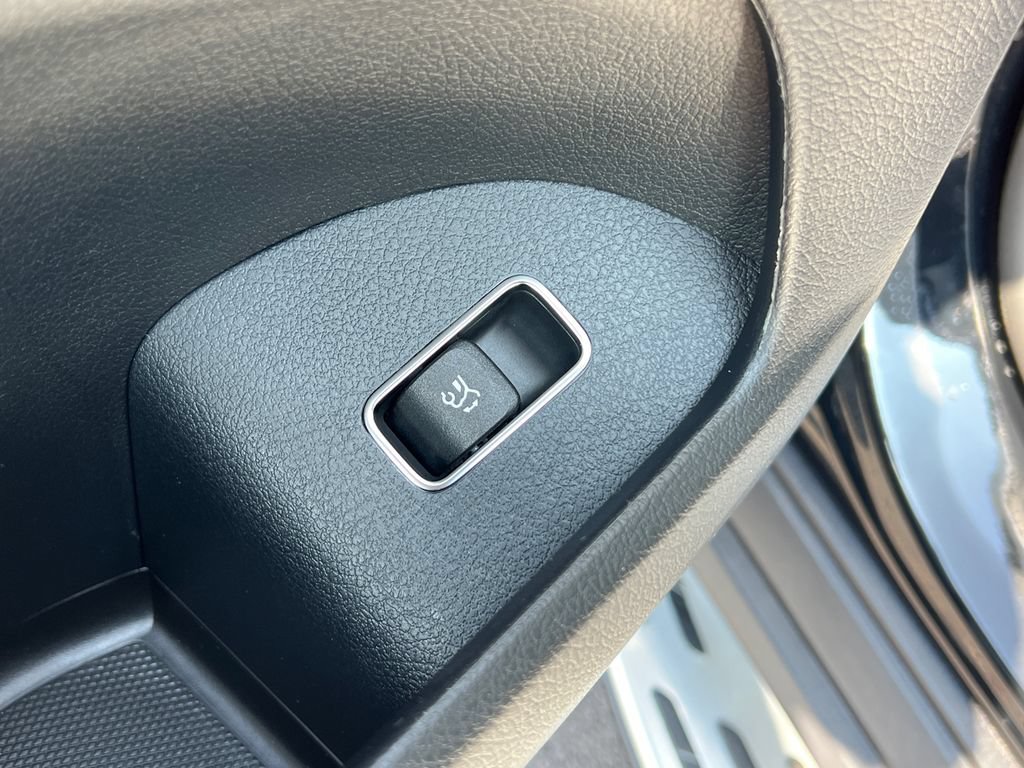 New 2026 Mercedes-Benz GLS 450 4MATIC image 13
