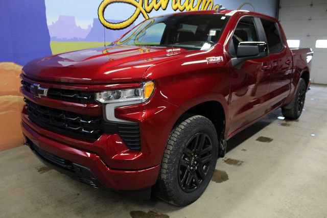 Used 2024 Chevrolet Silverado 1500 RST w/ Z71 Off-Road Package AWD/4WD image 8