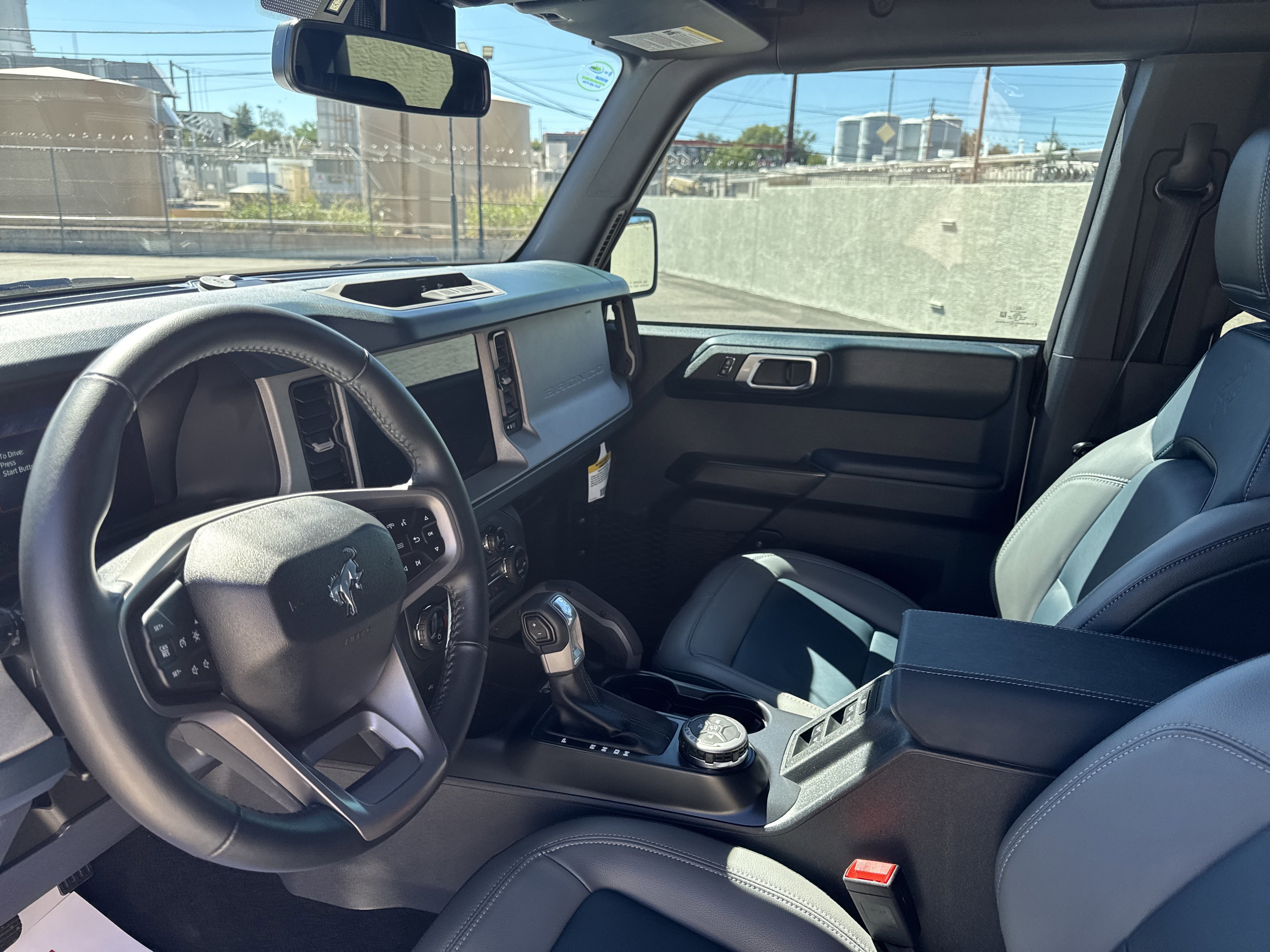 Used 2024 Ford Bronco Outer Banks image 21