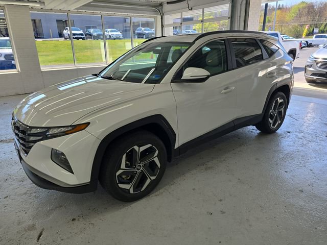 Used 2023 Hyundai Tucson SEL w/ Convenience Package AWD/4WD image 2
