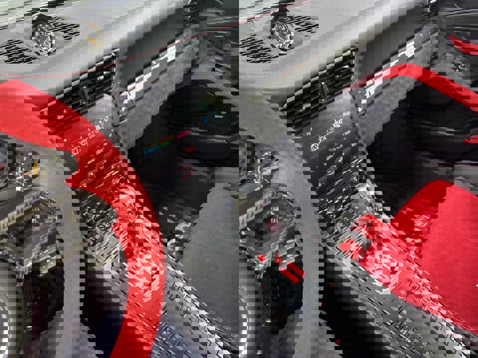 Used 2018 Porsche 911 GT2 RS image 24