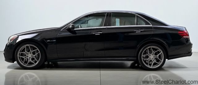 Used 2014 Mercedes-Benz E 63 AMG 4MATIC Sedan image 3