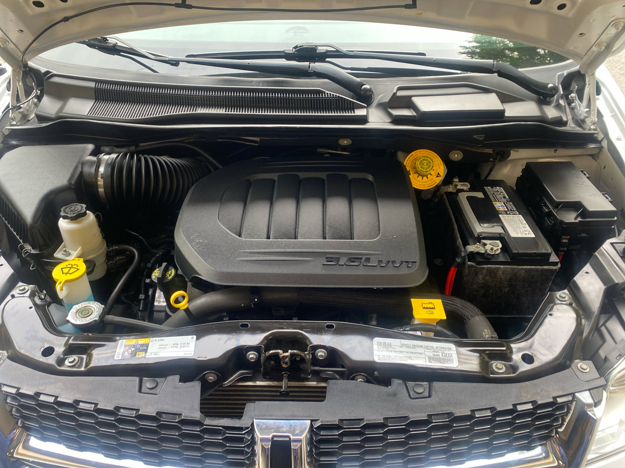 Used 2019 Dodge Grand Caravan SE w/ UConnect Hands-Free Group image 35