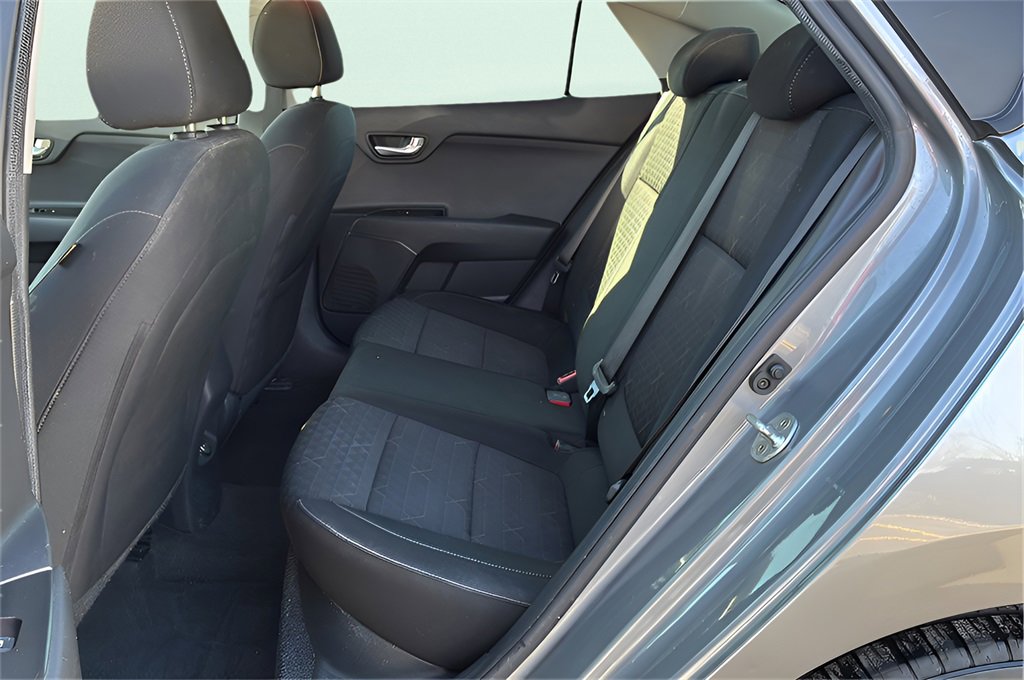 Used 2021 Kia Rio S image 12