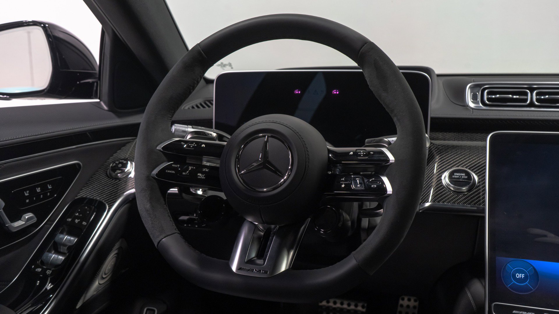 Used 2025 Mercedes-Benz S 63 AMG S image 60