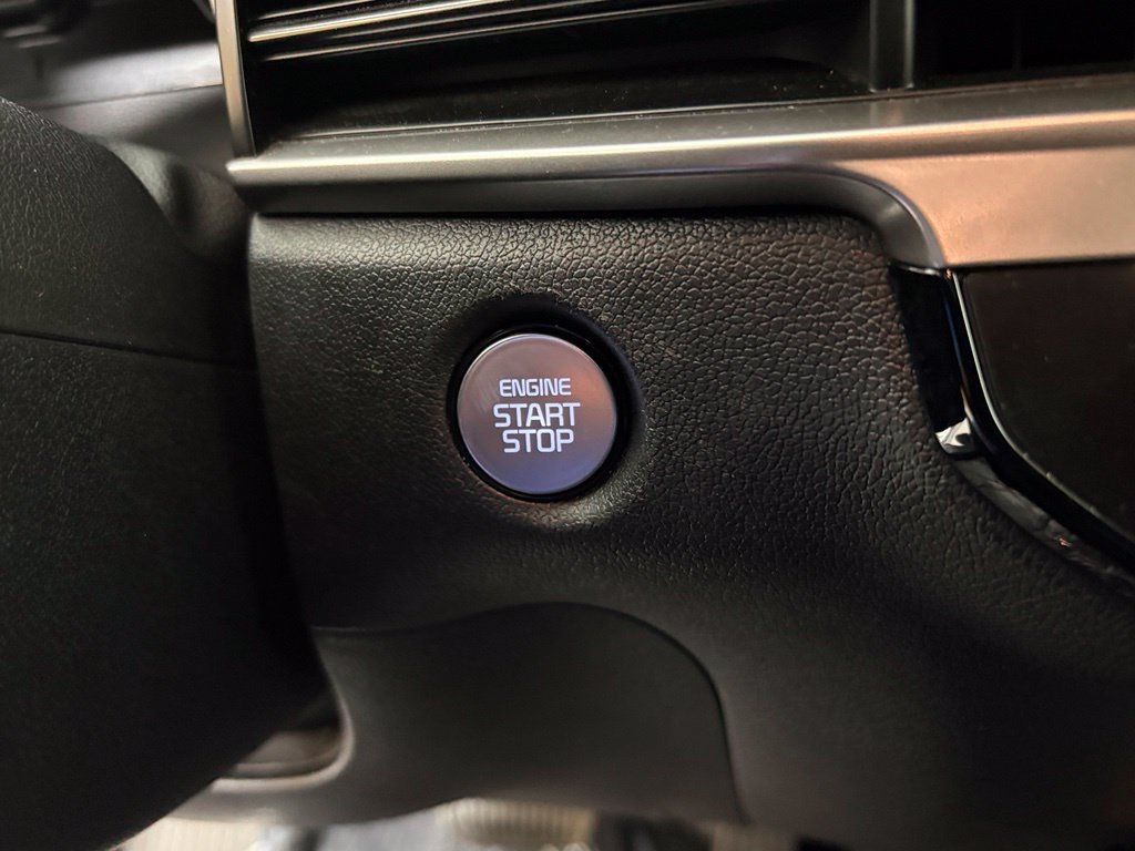 Used 2024 Kia Sorento S FWD image 22