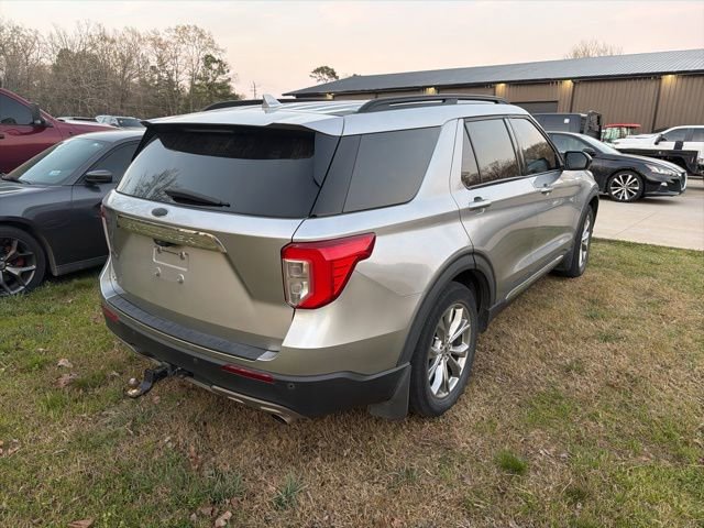 Used 2020 Ford Explorer XLT w/ Equipment Group 202A image 30