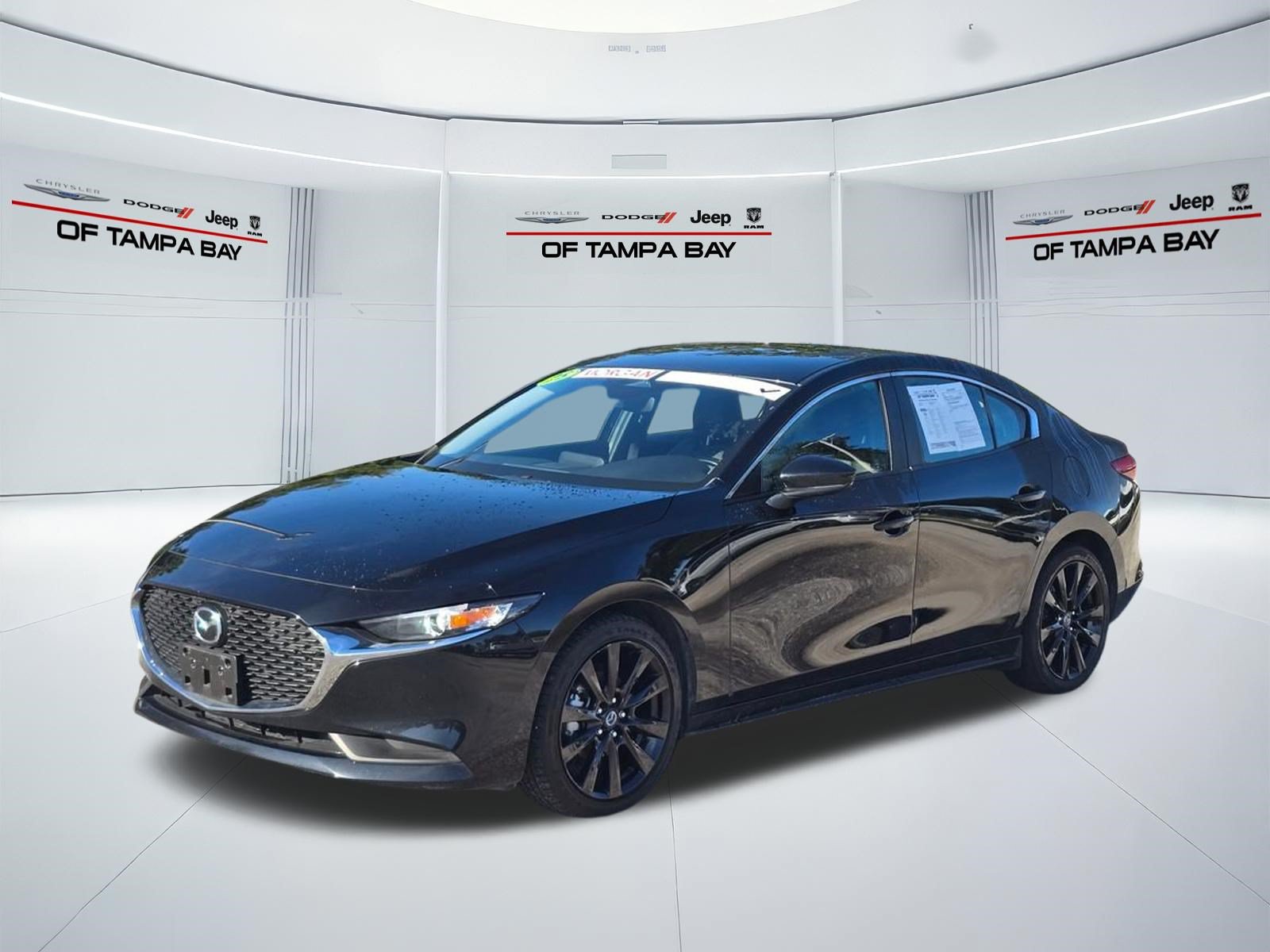 Used 2025 MAZDA MAZDA3 s FWD image 2