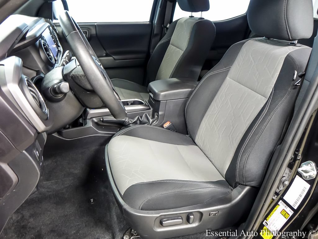 Used 2023 Toyota Tacoma TRD Sport AWD/4WD image 10