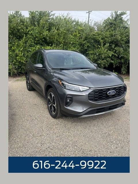 Used 2025 Ford Escape ST-Line Select w/ Tech Pack #1 AWD/4WD image 1