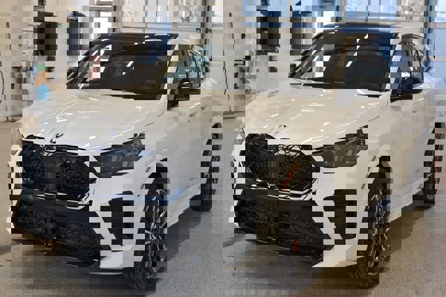 New 2026 BMW X2 xDrive28i image 9