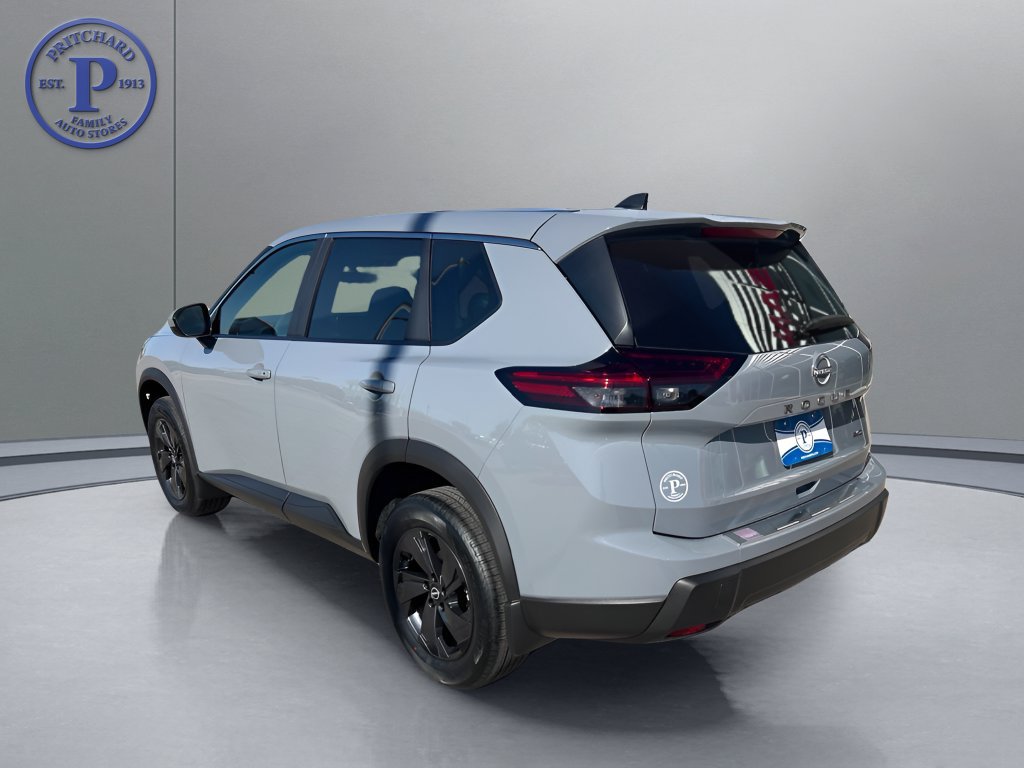 New 2027 Nissan Rogue SV w/ Cold Weather Package AWD/4WD image 5
