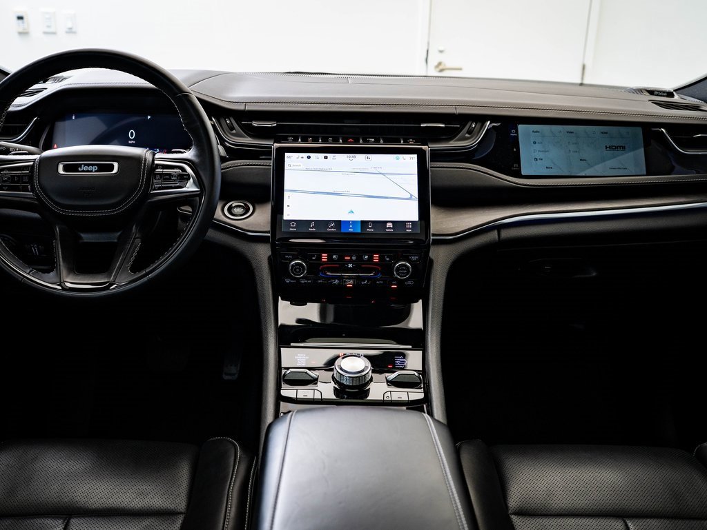 Used 2023 Jeep Grand Cherokee Overland w/ Adv Protech Group III image 30