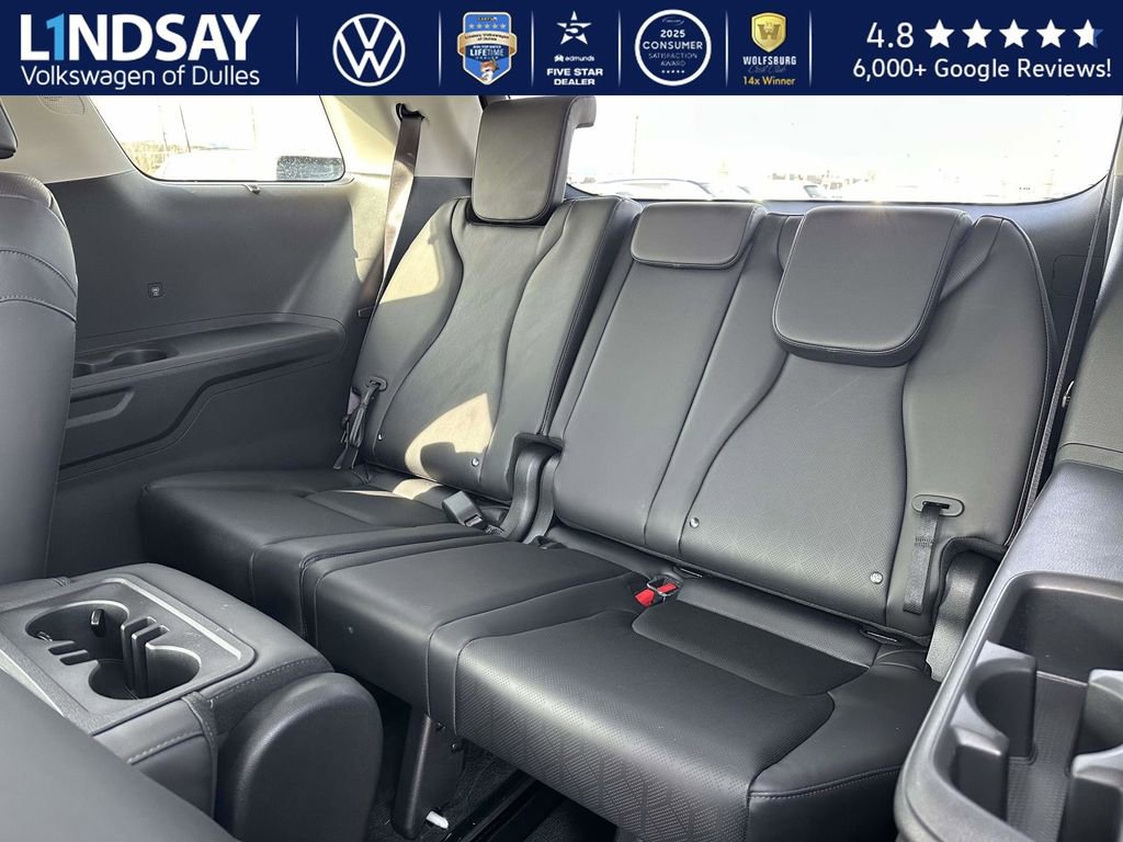 Used 2025 Kia Carnival SX image 14