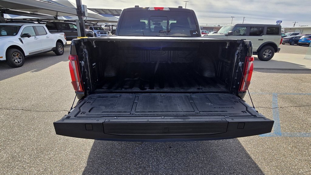 Used 2024 Ford F150 Platinum image 12