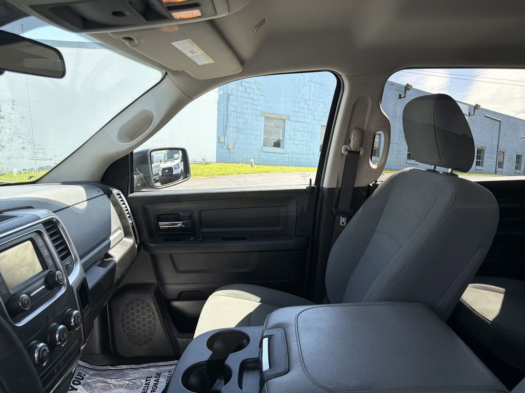 Used 2020 RAM 1500 Classic SLT RWD image 11