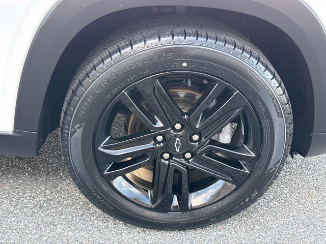 Used 2024 Chevrolet Trax ACTIV w/ Sunroof Package FWD image 23