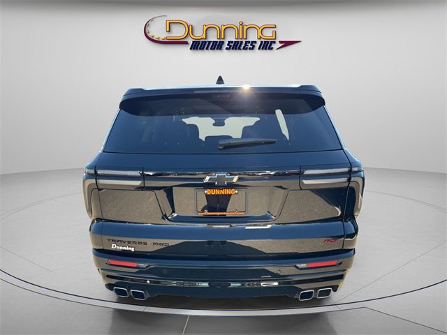Used 2025 Chevrolet Traverse RS image 3