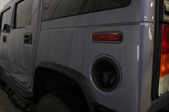 Used 2004 HUMMER H2 w/ Preferred Equipment Group image 31