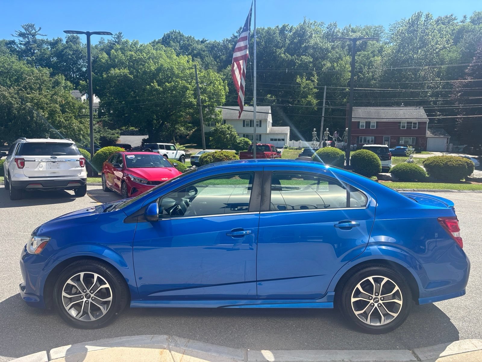 Used 2019 Chevrolet Sonic LT w/ Convenience Package FWD image 11