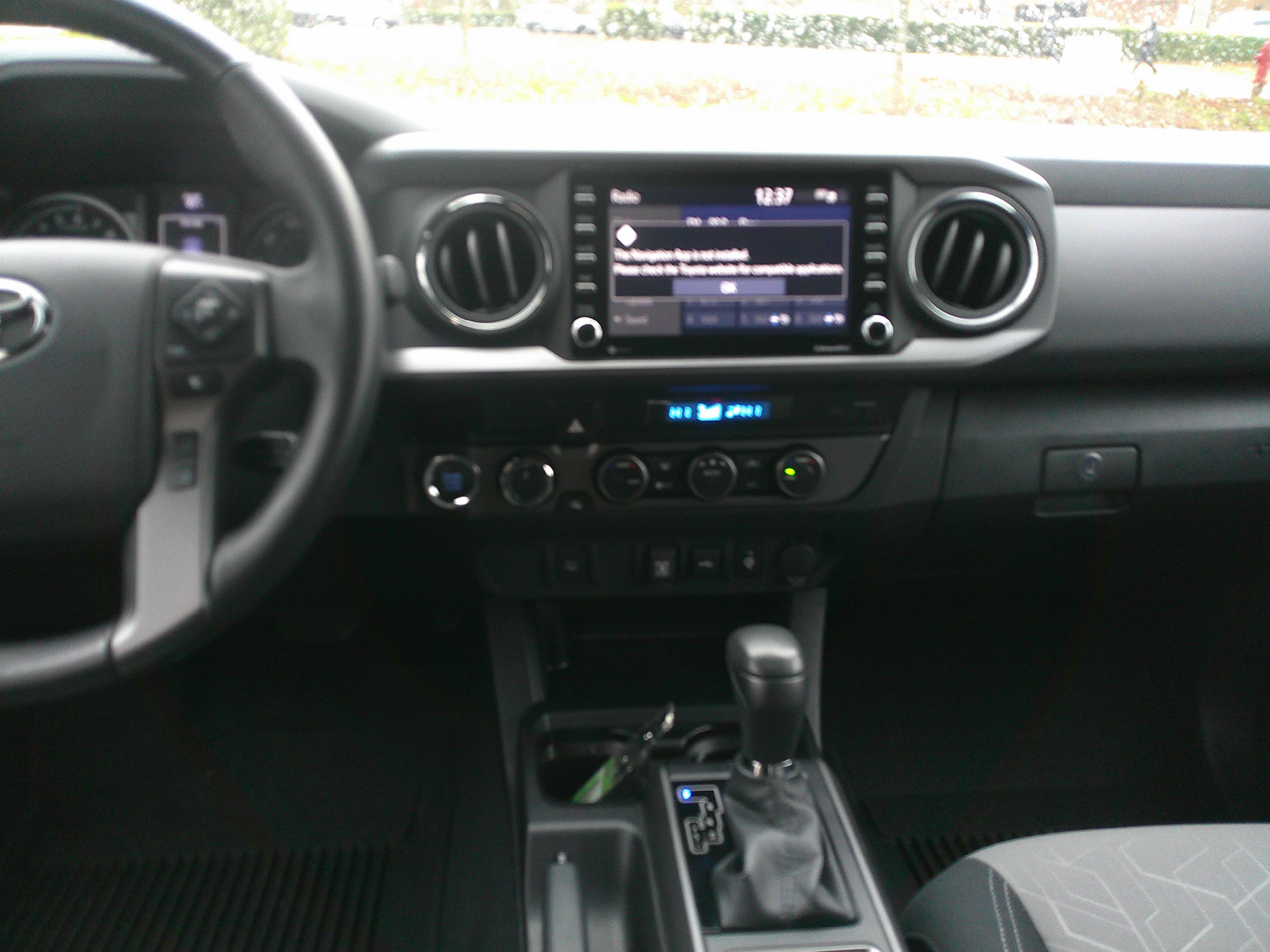 Used 2023 Toyota Tacoma TRD Off-Road image 35