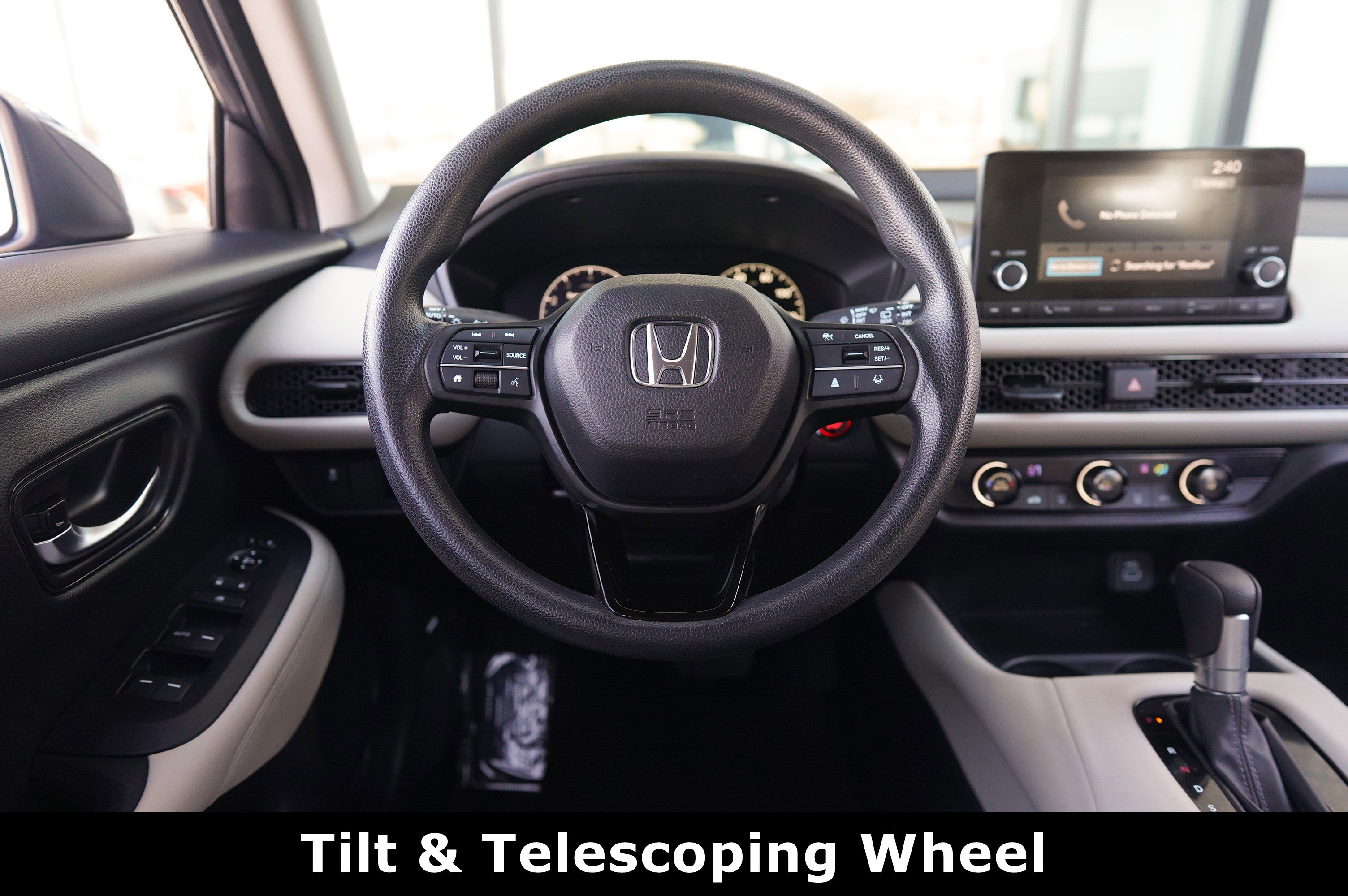 Used 2023 Honda HR-V LX image 9