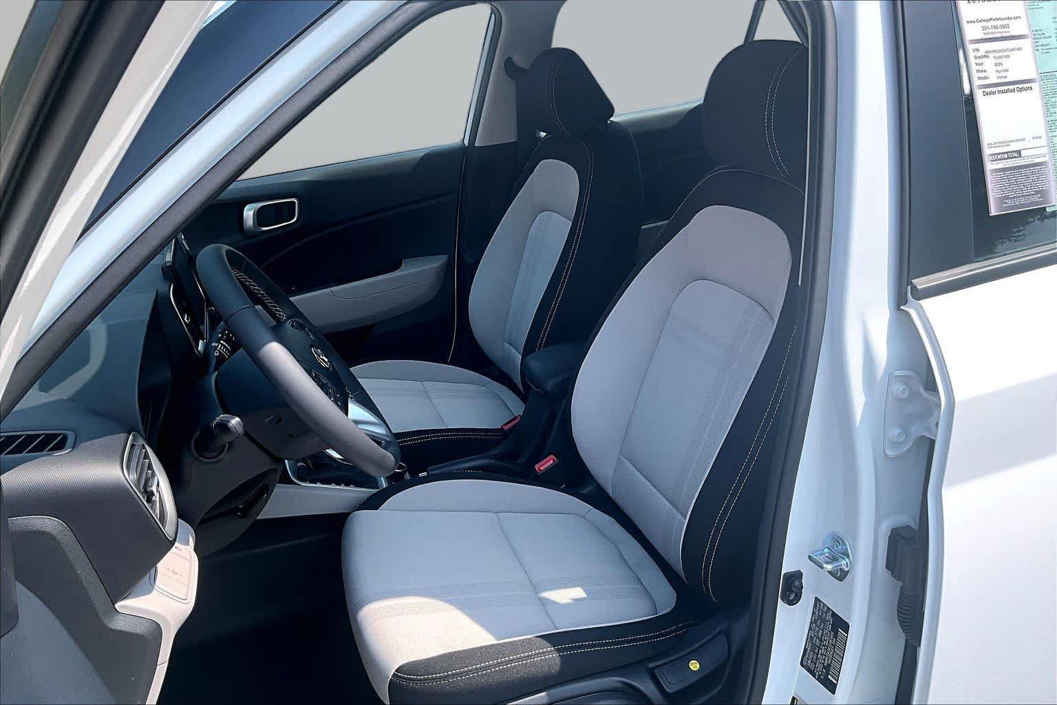 New 2026 Hyundai Venue SEL FWD image 15
