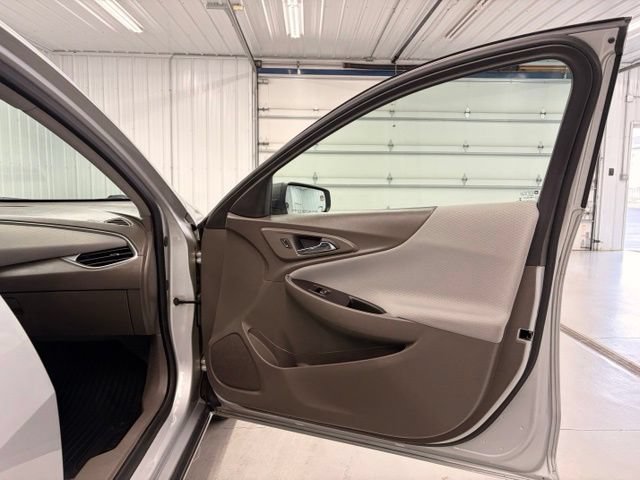 Used 2020 Chevrolet Malibu LS FWD image 10