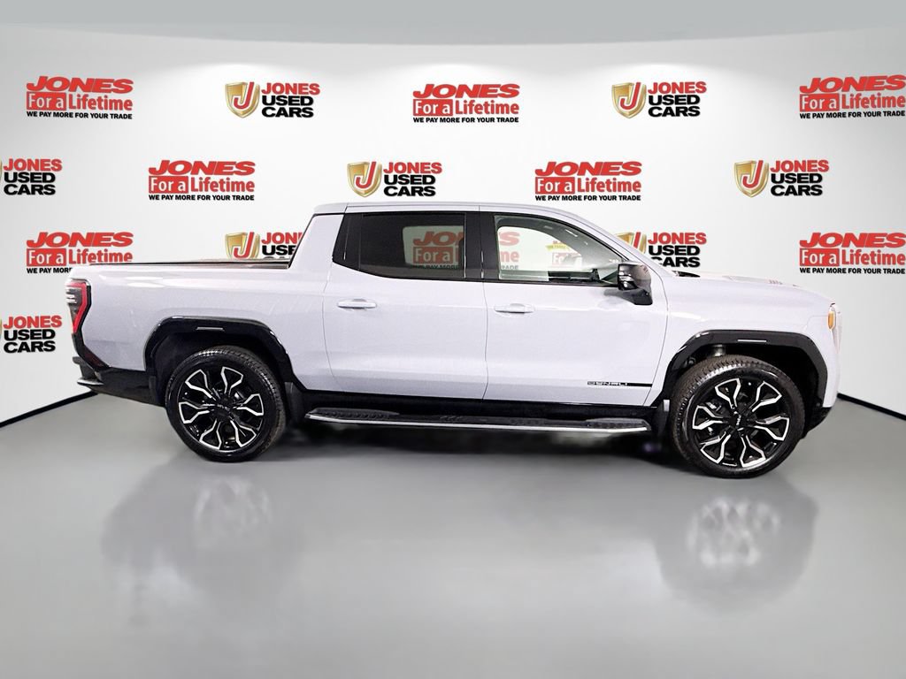 Used 2024 GMC Sierra EV Denali AWD/4WD image 18