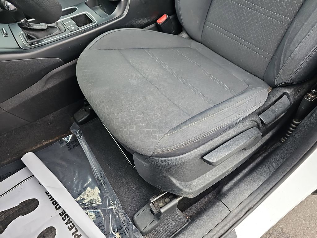 Used 2017 Kia Sorento FWD image 32