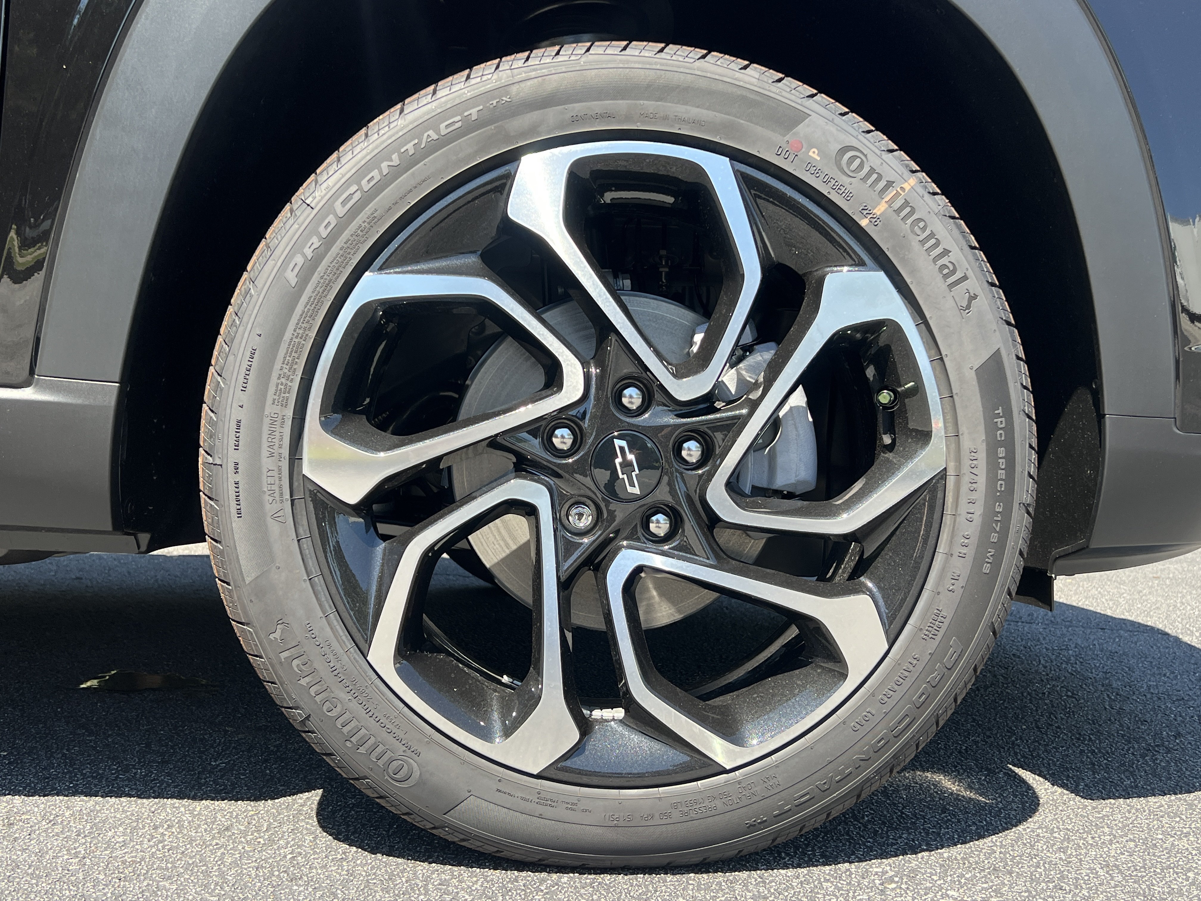 New 2026 Chevrolet Trax RS FWD image 13