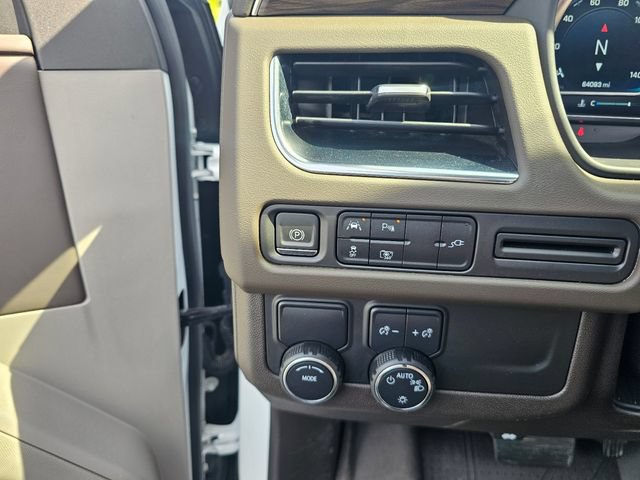 Used 2022 Chevrolet Tahoe LT w/ Luxury Package RWD image 24