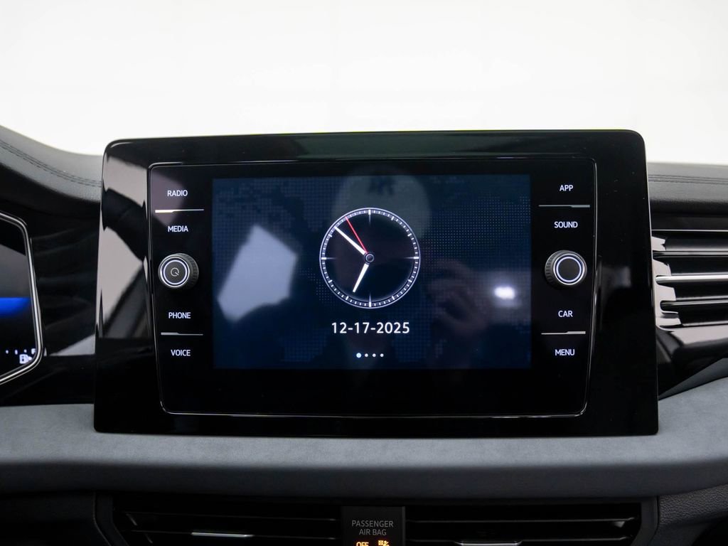 Used 2025 Volkswagen Jetta SE image 20