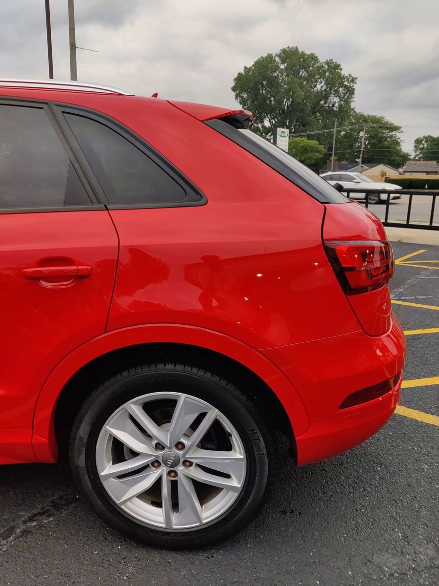 Used 2018 Audi Q3 2.0T Premium w/ Convenience Package FWD image 12