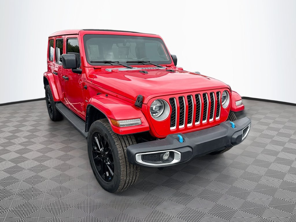 Certified 2022 Jeep Wrangler Unlimited Sahara AWD/4WD image 4