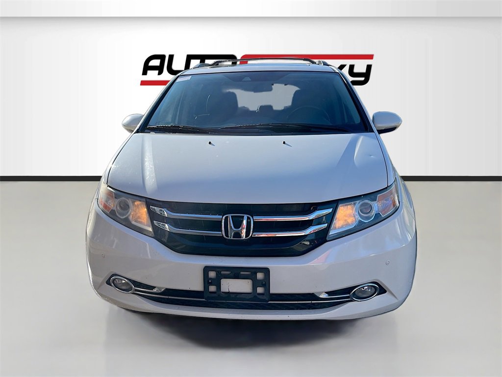 Used 2015 Honda Odyssey Touring Elite image 2