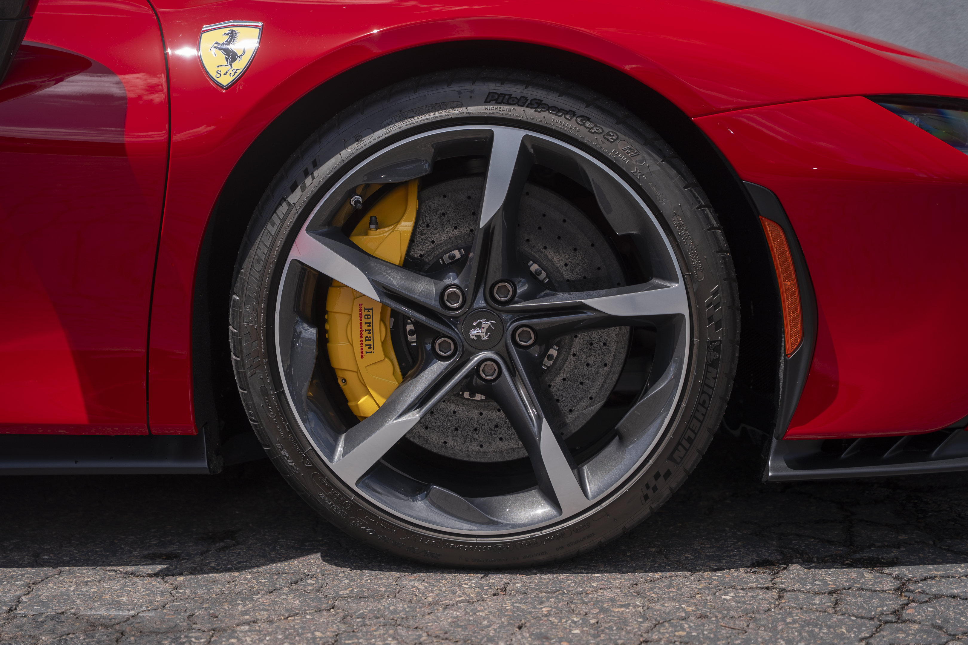 Used 2022 Ferrari SF90 Spider AWD/4WD image 16